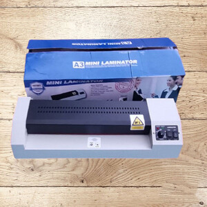 Quick Warm-Up Time A3, A4, Heavy Duty Metallic Laminator Laminating Machine