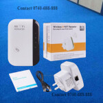 Wall-mounted Design 300Mbps Long Range Data Transmission Rate Wireless Repeater Wi-Fi Range Extender